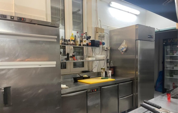 Attrezzatura cucina ristorante